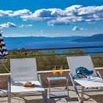 别墅 Blue With Pool And Sea View *
