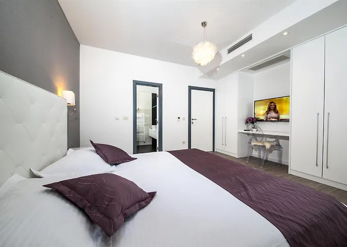 Villa Blue With Pool And Sea View *